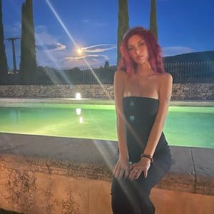 Meet your Posher, Sage